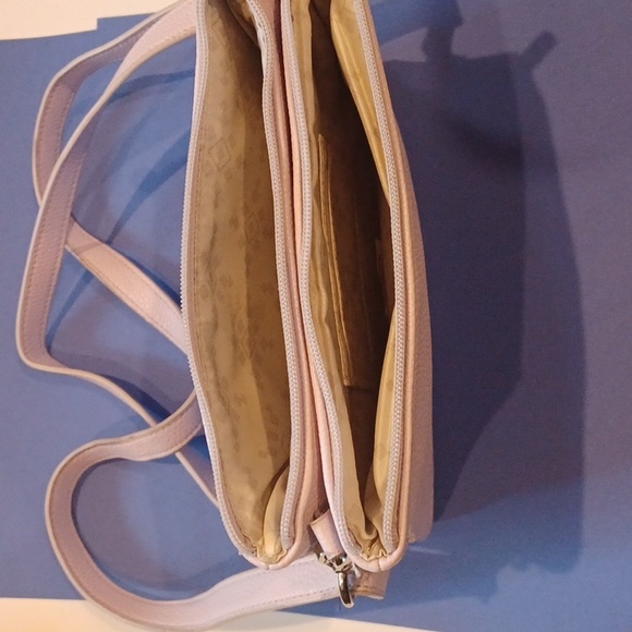 Jewell by 31 Crossbody Purse - Picture 2 of 5